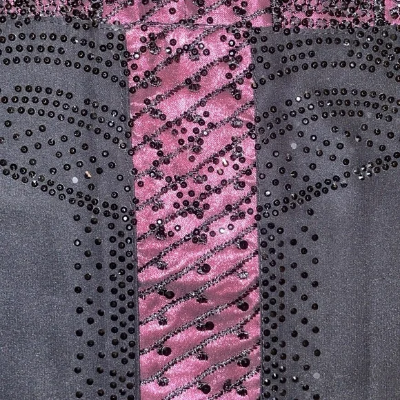 Hand Sewn Women's Modest Black and Fuchsia Abaya Muslim Dress - Picture 7 of 11